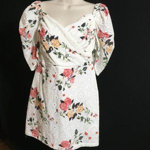 Lida Kate Floral Eyelet Lace Summer Dress V Neck Mini Length Lightweight Fabric